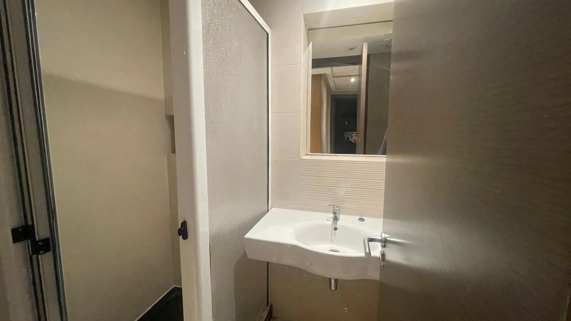 Prestigia Fes City Center 0*,